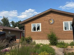 66 Pheasant Rd N, Lethbridge, AB T1H4X4
