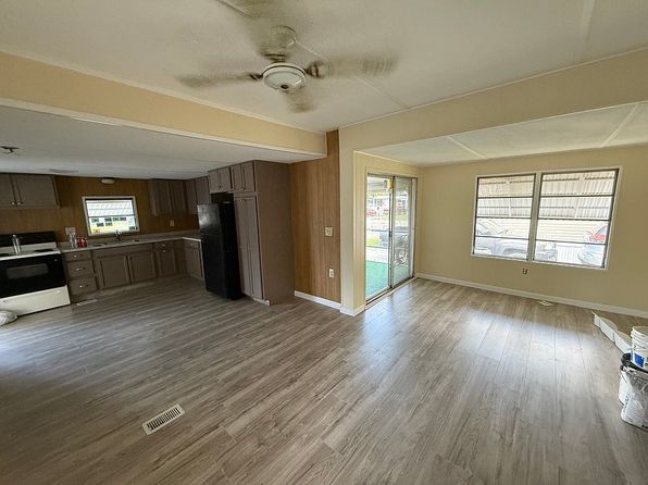 284 Spring Cir