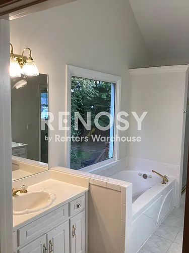 755 Milton Oaks Dr Photo 1