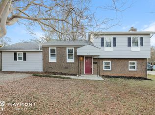 7016 Covecreek Dr, Charlotte, NC 28215