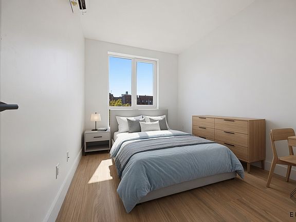 3rd image of 105 Hawthorne St #3C