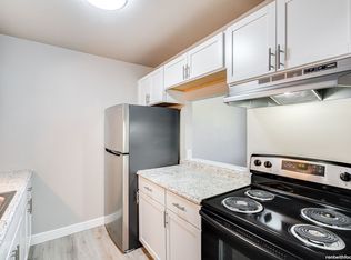 420-426 Sullivan St #3, Oshkosh, WI 54902