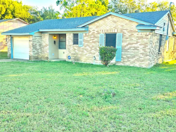 6310 Silvery Moon Dr, Dallas, TX 75241