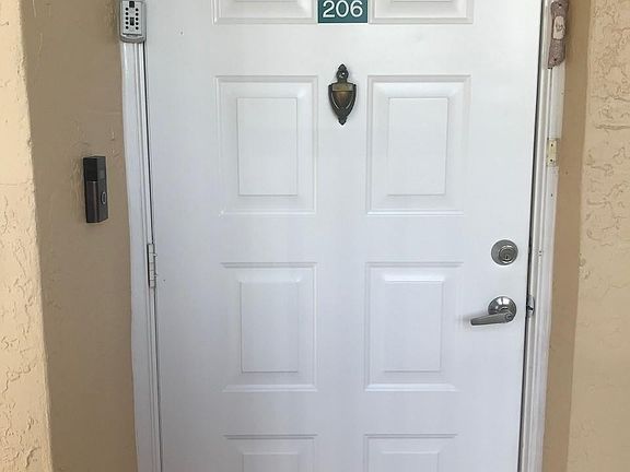 3rd image of 7751 Southampton Terrace #206