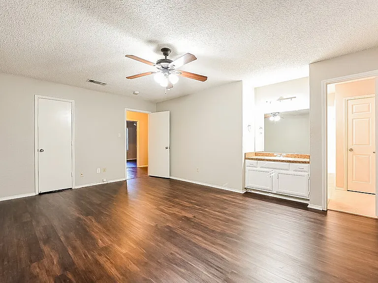 6217 Cool Springs Dr — Photo 11