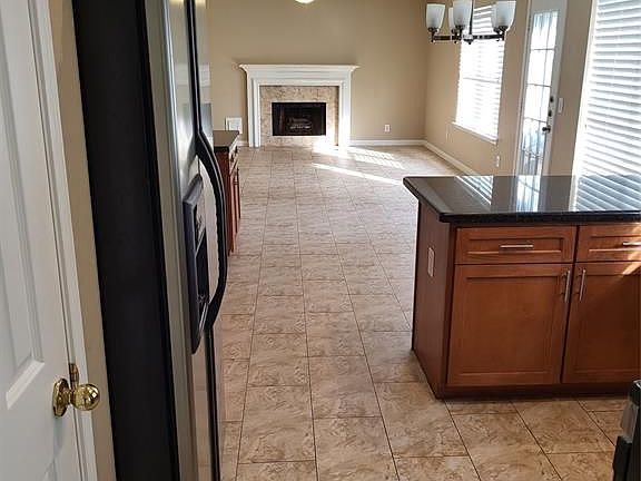 2nd image of 18843 Appletree Hill Ln