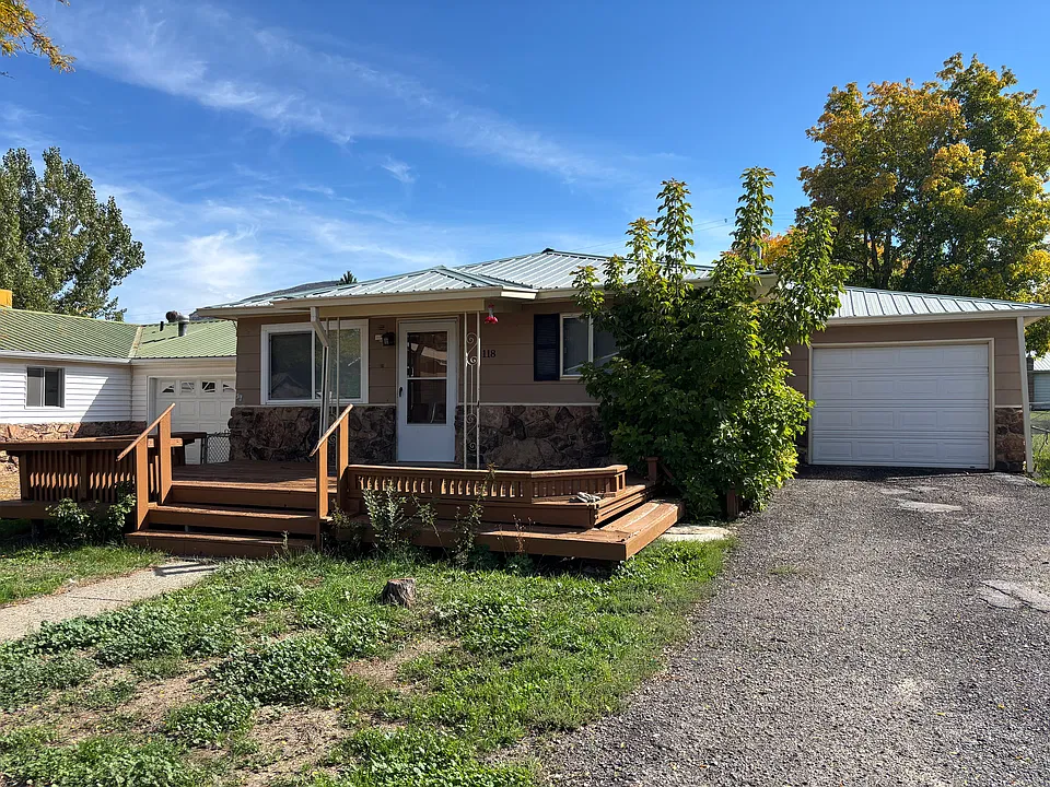118 Dorris Ave
