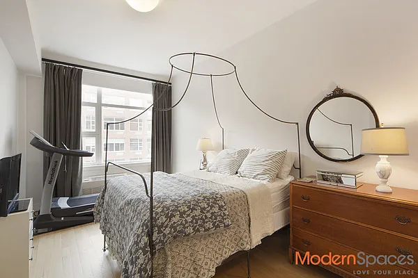 Sold by Modern Spaces | media 19