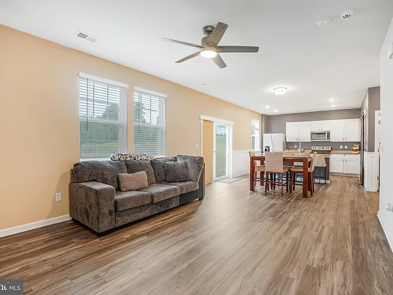 115 Bell Tower Ln — Photo 24