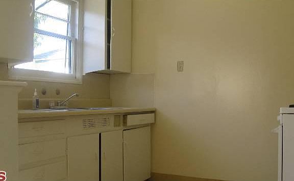 4th image of 331 S Eucalyptus Ave