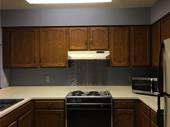 5th image of 120 Inland View Dr
