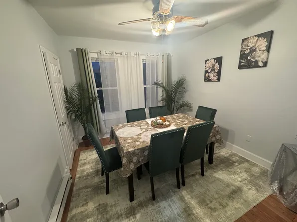111 Southgate St APT 2, Worcester, MA 01603