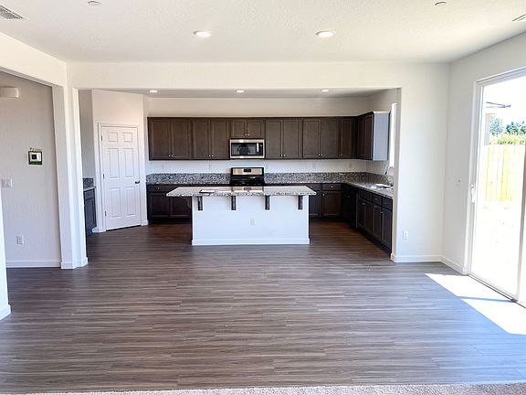 5th image of 6689 E Cambridge Ave