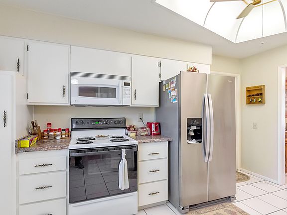 2nd image of 11126 W Jacaranda Dr