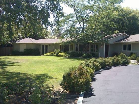 1st image of 717 Country Club Dr