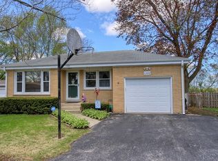 1298 Thornwood Ln, Crystal Lake, IL 60014