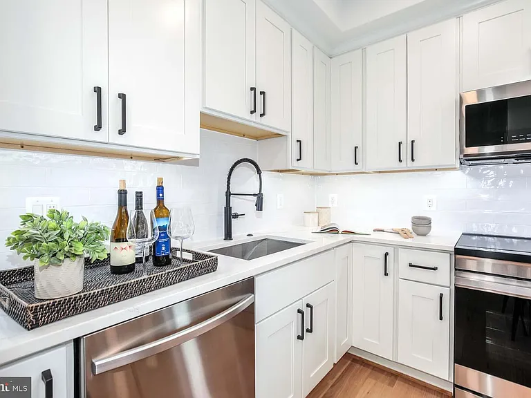 1818 Rhode Island Ave NE #5 — Photo 8