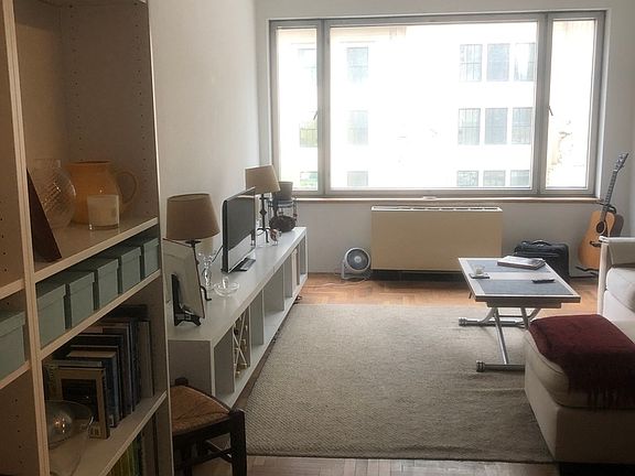 5th image of 301 W 57th St APT 4AA
