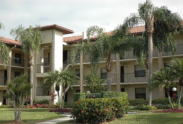 Front of Bldg-Top Floor Center