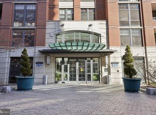 Clarendon 1021, Arlington, VA 22201