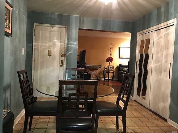 4th image of 32-20 92nd St #D108