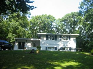 35 Braman Rd, Waterford, CT 06385