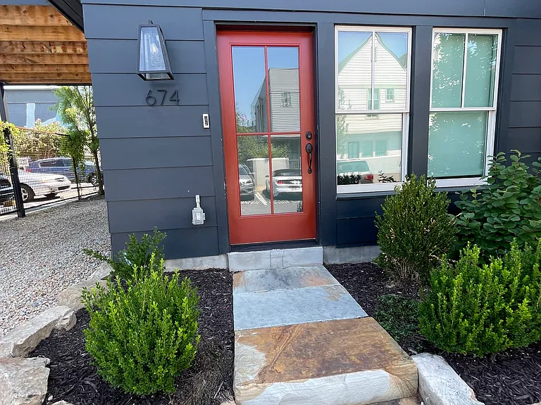 674 Exchange St SE — Photo 22