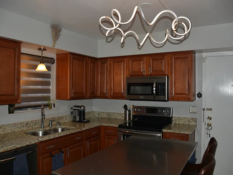 4749 N Calle Lampara — Photo 7