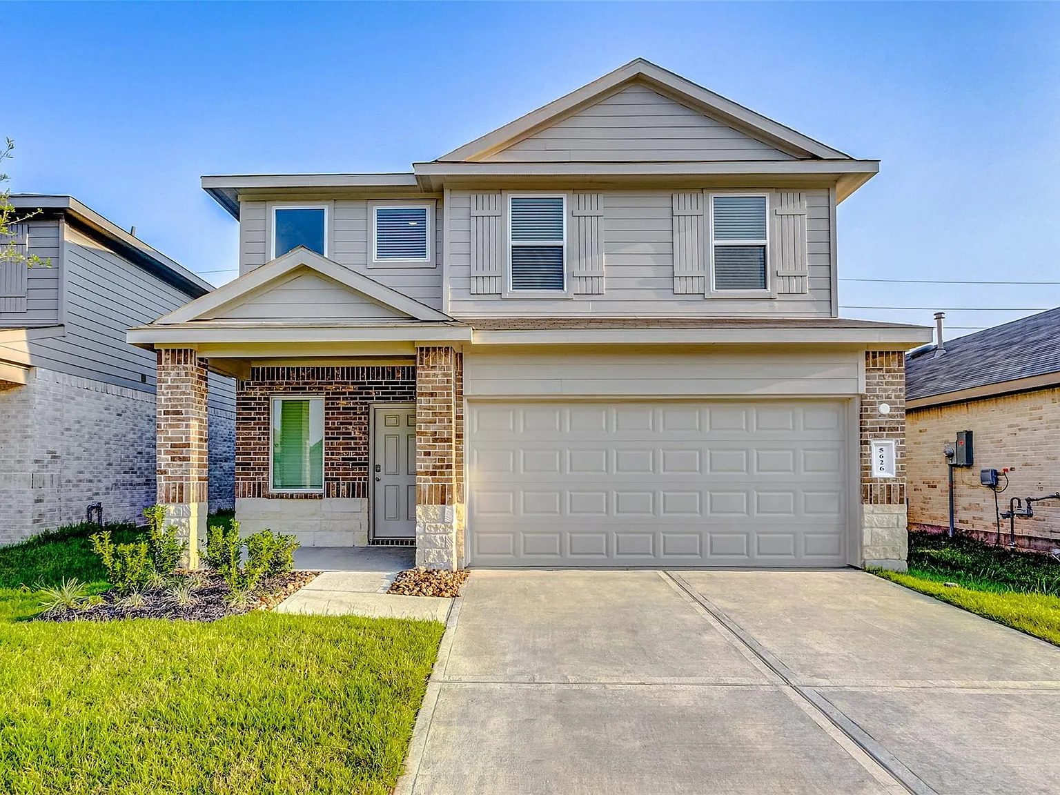 5 bed, 3.0 bath, 2498 sqft, $3,100 — Photo 4