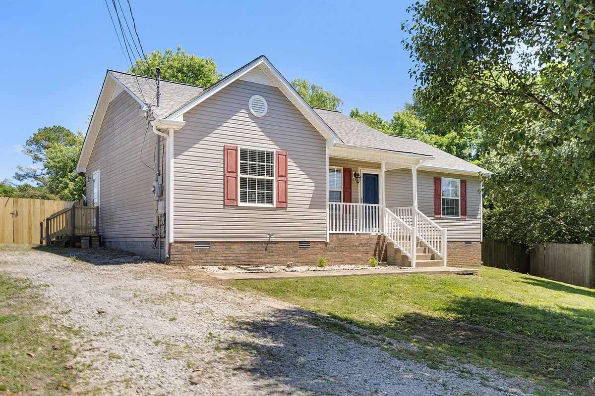 Building Photo - 308 Eli Ct