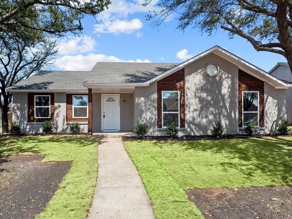 1st image of 1301 Crestwood Ct