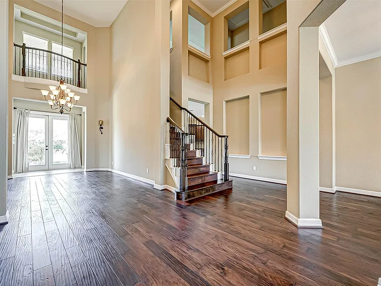 2914 Cotswold Ln — Photo 11