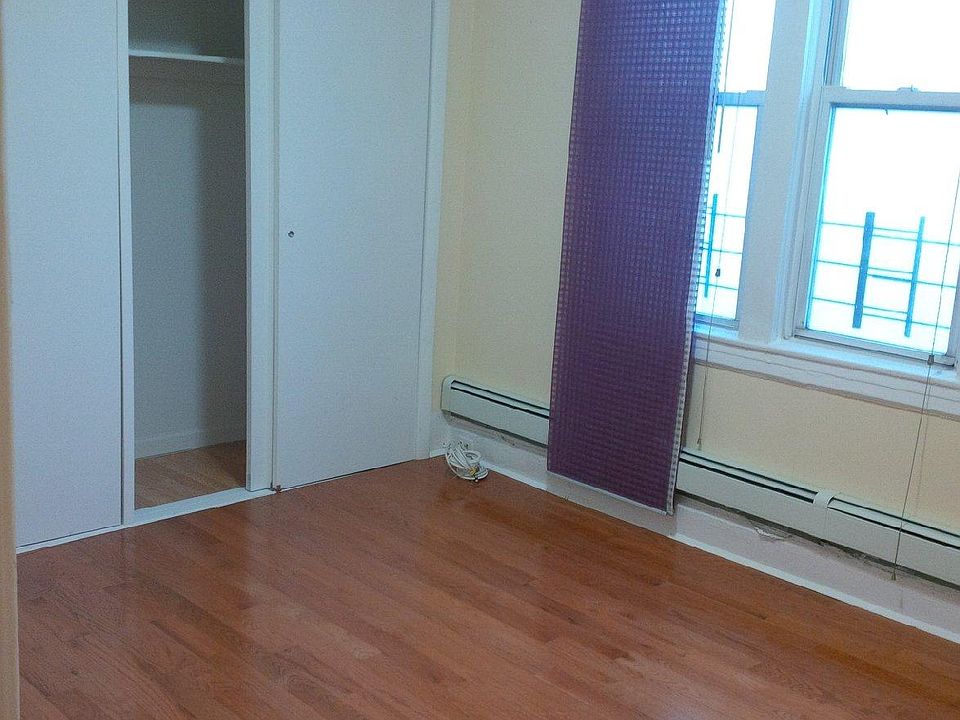 2nd image of 2153 66th St