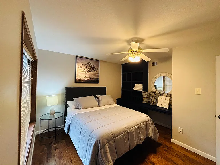 2407 Winding Hollow Ln — Photo 5
