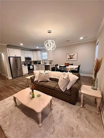 9107 Fig St — Photo 6