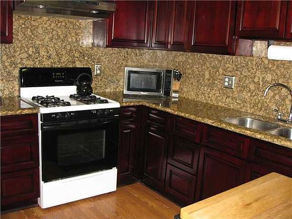 3rd image of 10067 Lake Canyon Ct