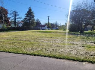 34 N Grant St, Upland, IN 46989