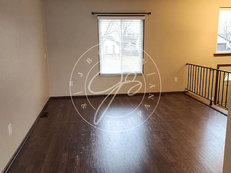 9450 Millcroft Rd — Photo 9