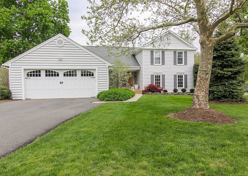 1st image of 15020 Greymont Dr