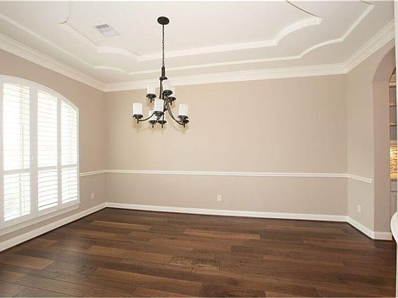 2nd image of 2718 Briarstone Point Ln