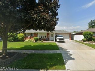 7349 Iroquois St, Westland, MI 48185
