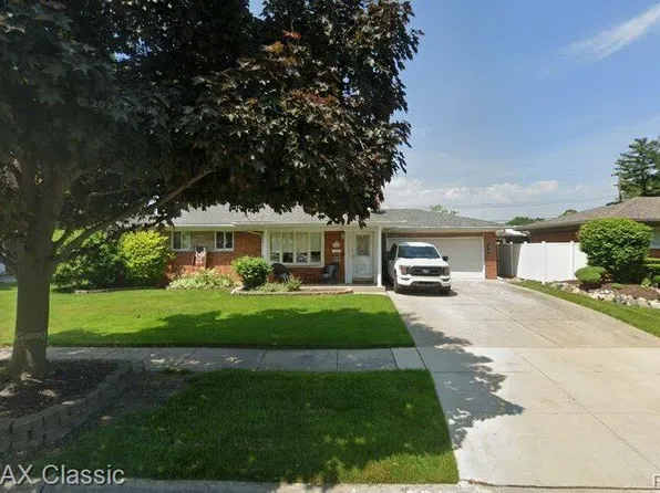 7349 Iroquois St, Westland, MI 48185