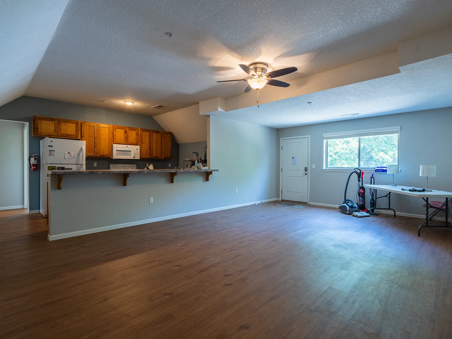 904 Sunset Ave — Photo 3