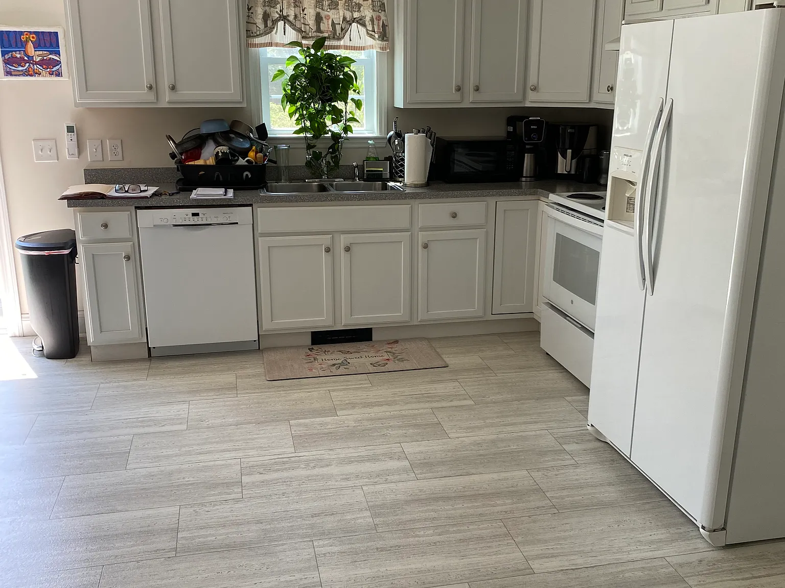 3 bed, 1260 sqft, $3,500 — Photo 3