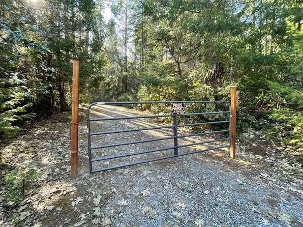 5205 Bear Creek Rd, Garden Valley, CA 95633