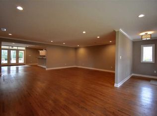 811 W Suggs Dr, Memphis, TN 38120