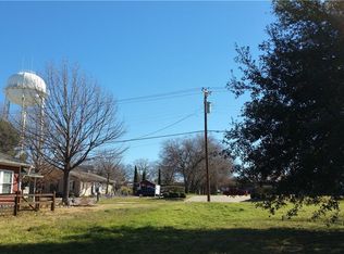324 S Church St, Grapevine, TX 76051