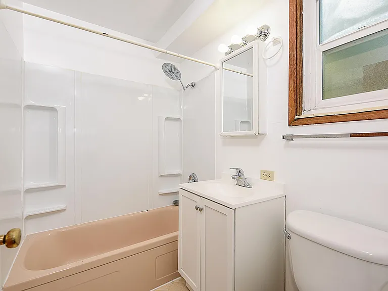 653 W Nickerson St #201 — Photo 10