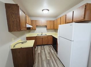 3010 E Rosser Ave, Bismarck, ND 58501
