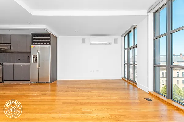 Rented by MySpaceNYC | media 3